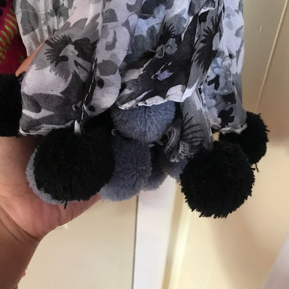 ❗️Sale❗️LOT OF SCARF/ 6 scarves/ hijab - Picture 4 of 5